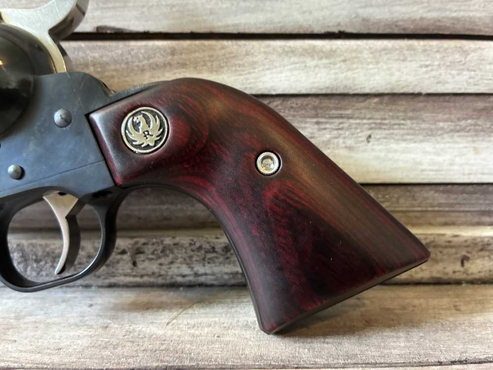 NIB RUGER NEW VAQUERO 45 COLT 5.5" 6-RD REVOLVER IN STOCK READY TO SHIP-img-15