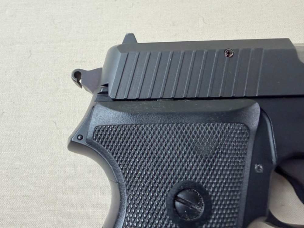 Sig Sauer 225/P6 9mm Para 3.75" Blued-img-25