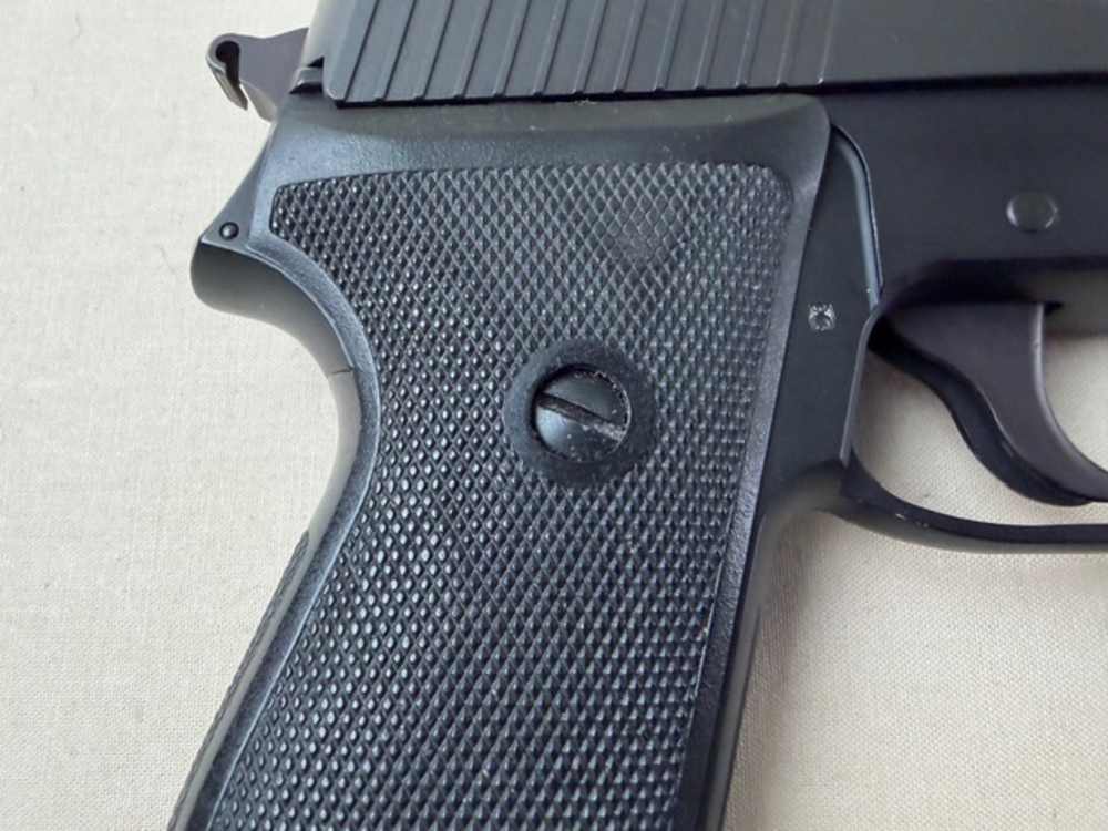 Sig Sauer 225/P6 9mm Para 3.75" Blued-img-30