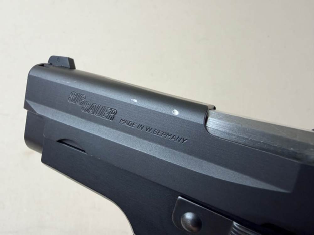 Sig Sauer 225/P6 9mm Para 3.75" Blued-img-33