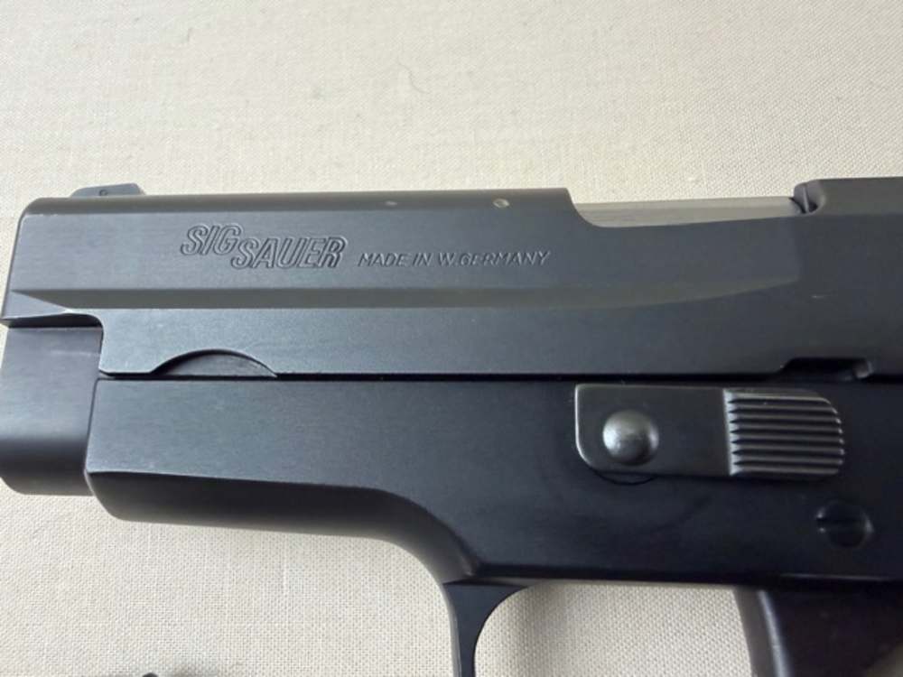 Sig Sauer 225/P6 9mm Para 3.75" Blued-img-35