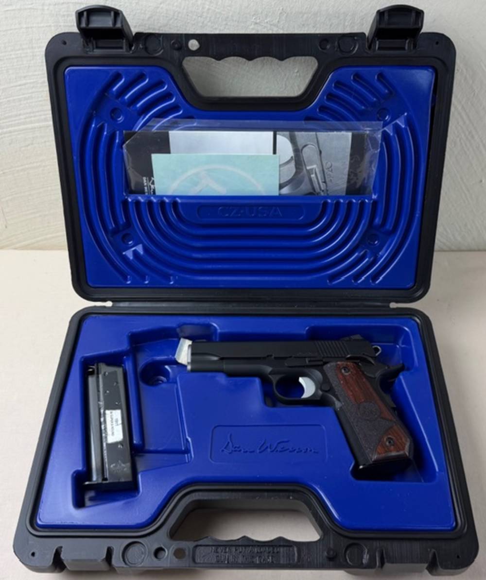 Dan Wesson 1911 Guardian 38 Super 4.25" Bobtail LNIB-img-11