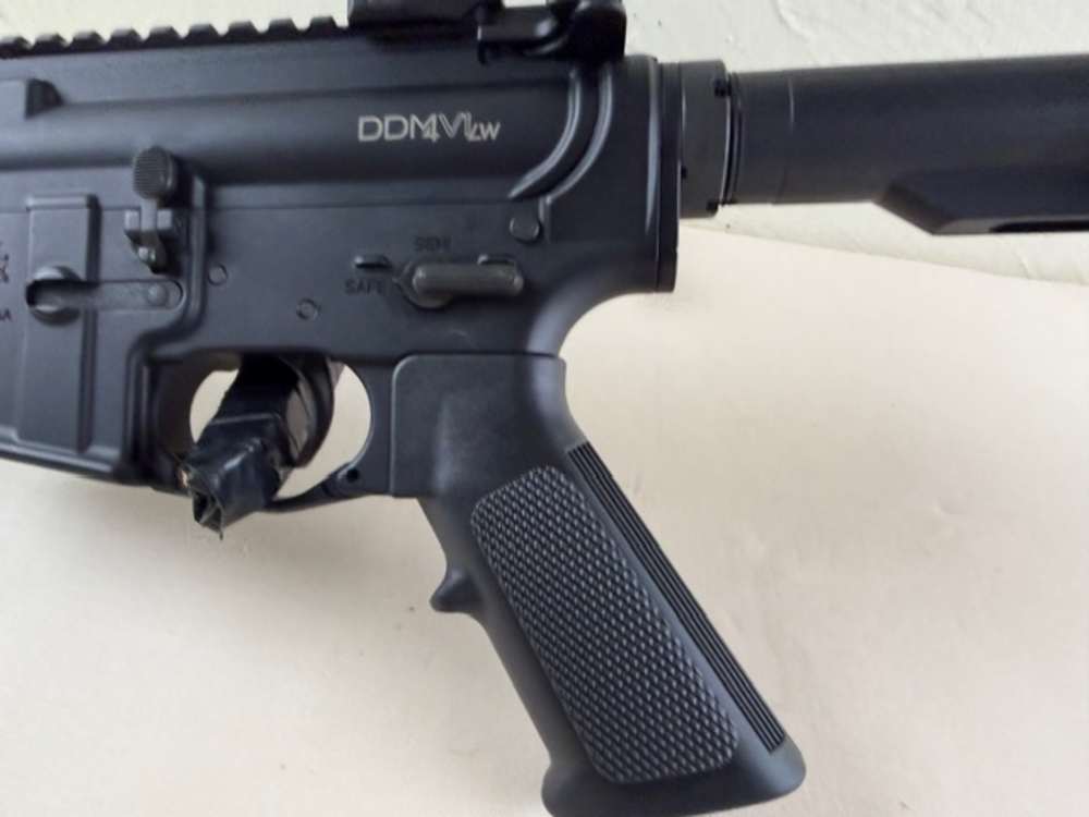 Daniel Defense M4 Carbine 5.56 Nato 16"  lightweight-img-37