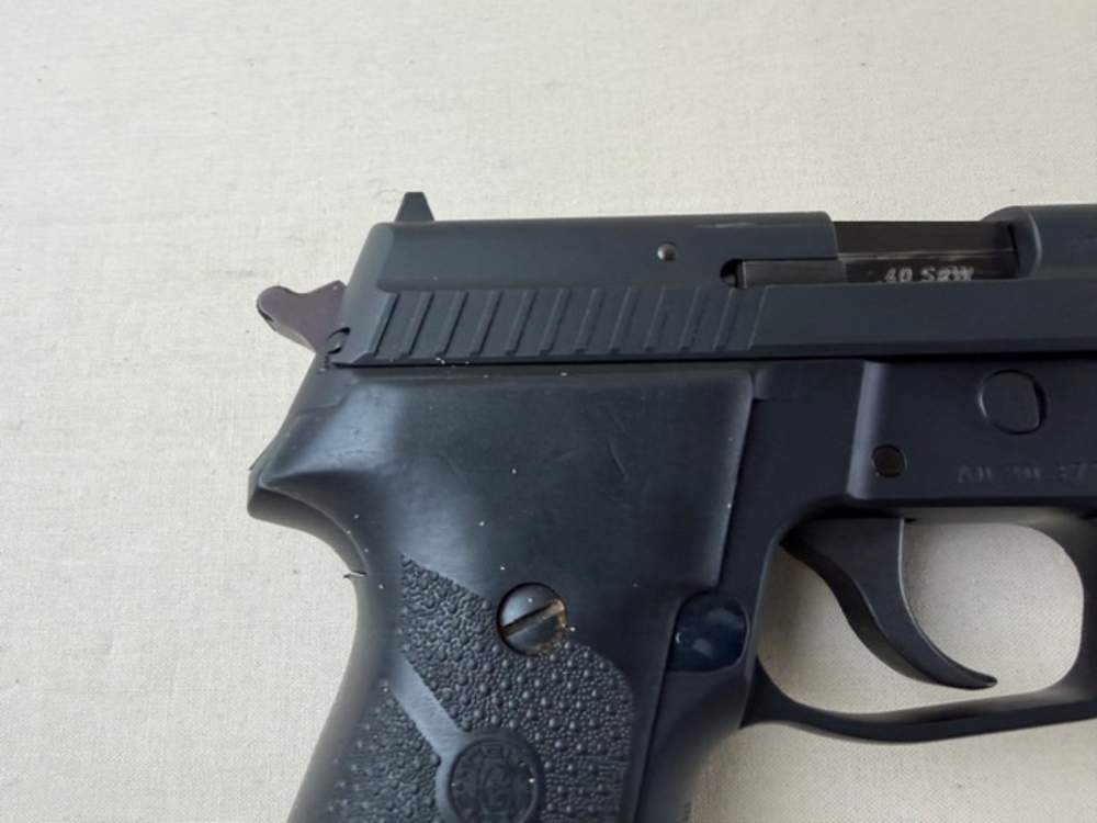 Sig Sauer P229 40 S&W 3.75" Blued-img-21