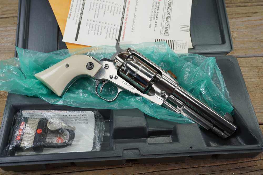 Ruger Old Army SHERIFFS MODEL 5.5 gloss stainless LIKE NEW IN BOX KBP-5F-1-img-12