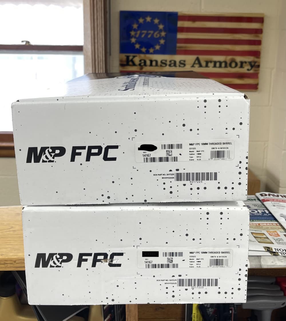 Smith & Wesson M&P FPC  10mm 16.25" Barrel 3-15rd mags SKU: 14167-img-1