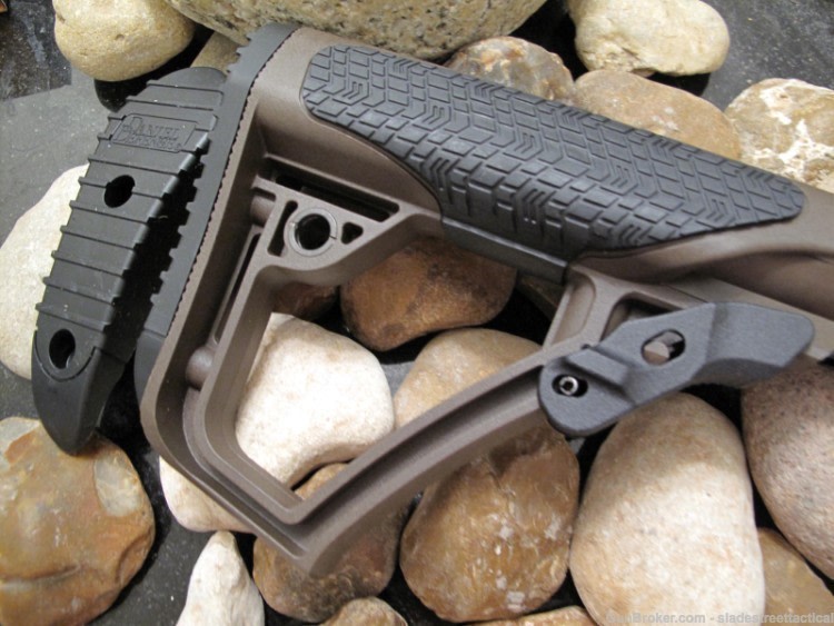 DANIEL DEFENSE Remington 870 Stock 6 Position Pistol Grip Stock (Brown)-img-3