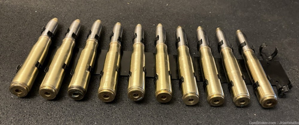 20mm Oerlikon brass case with 20mm steel 11 round clip (ten round clipped) -img-2