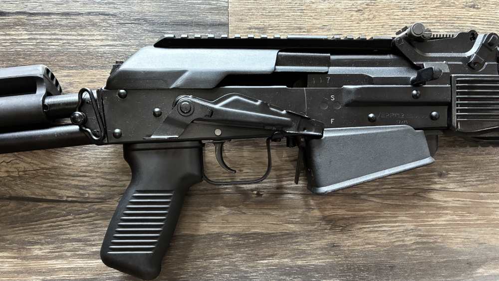 Molot Vepr 12 12ga SBS like New w/ extras!-img-12