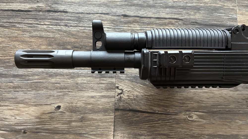 Molot Vepr 12 12ga SBS like New w/ extras!-img-3