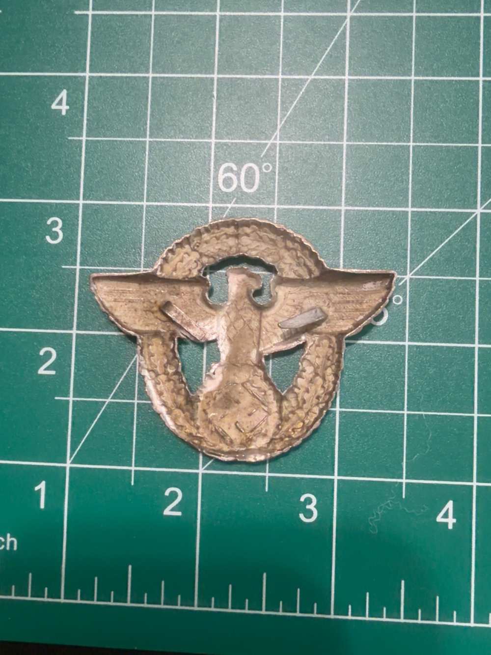 Original WWII German Police Shako Eagle Badge Ordnungspolizei Tschako Adler-img-1