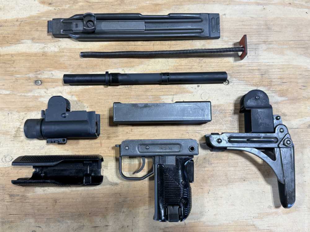 IMI Israel Uzi Complete SMG 9mm Kit Barrel Bolt Trigger Pack Top Cover-img-0