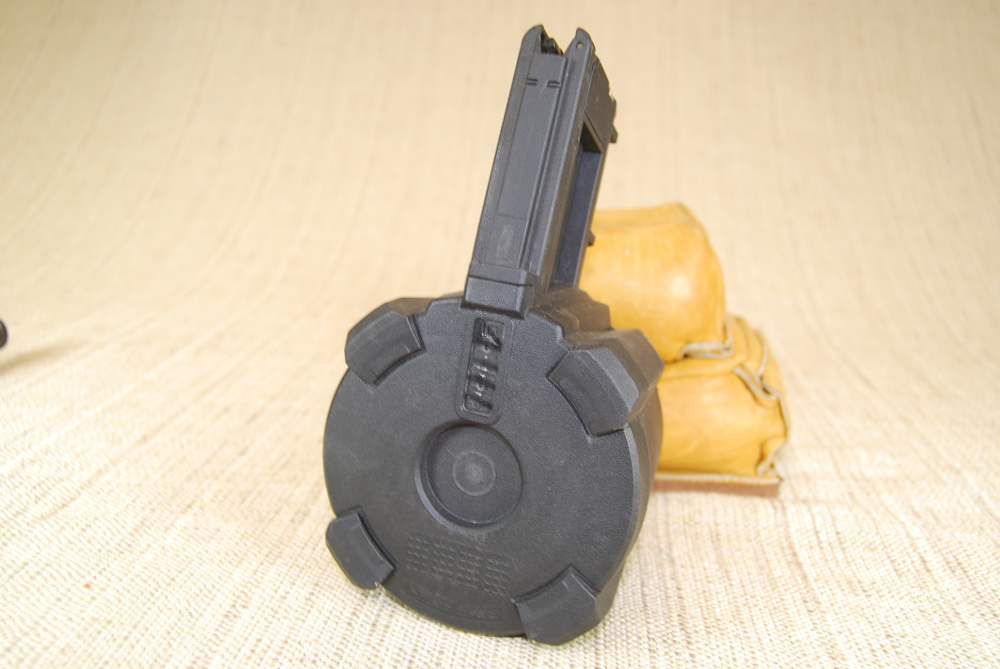 MagPul D-60 drum magazine for an AR-img-0