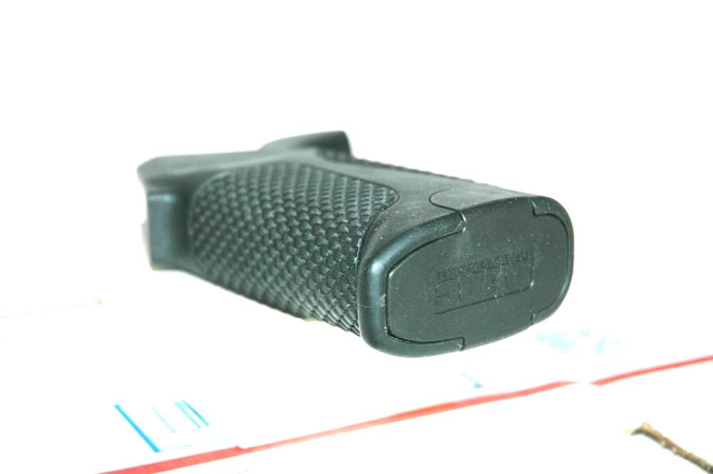 LWRCI Ultra Compact Grip 200-0147A01 Black NEW AR15 M4 M16 AR10  SR25-img-2