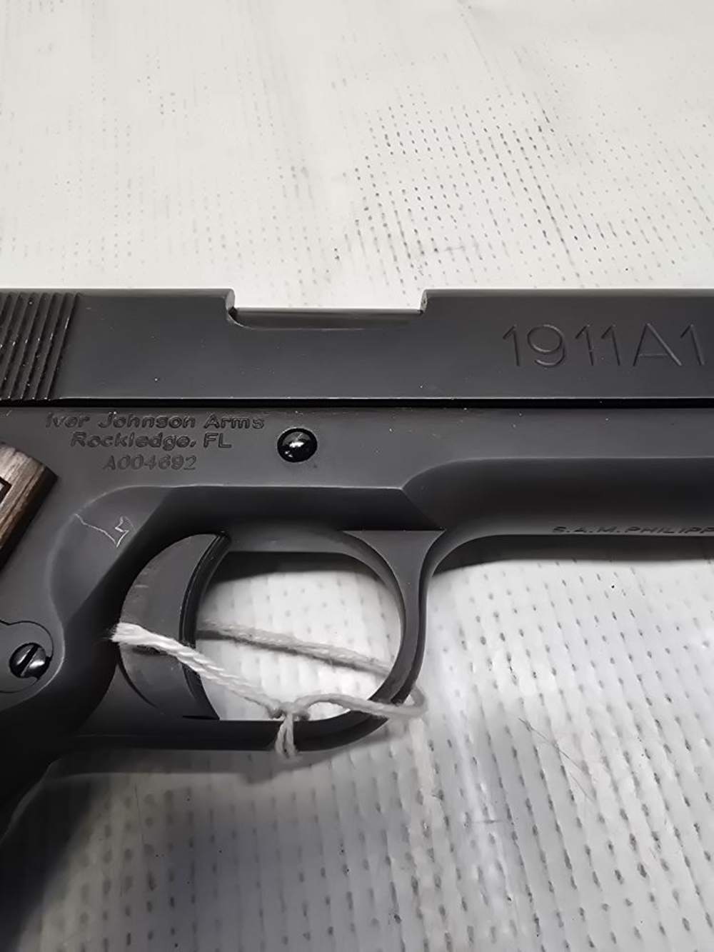 Iver Johnson 1911A1 45 Auto w/ 1 Mag, Wood Grips-img-6