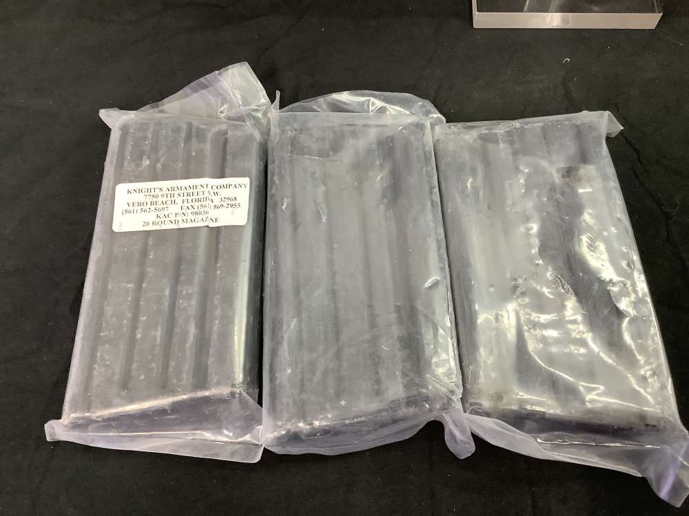 Knight's Armament SR-25 Stoner Vero Beach 7.62 w/3 mags-img-1