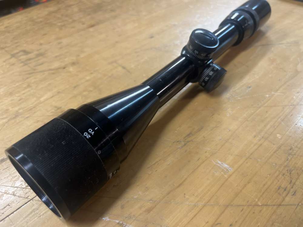 Swift Model 664 4-12x40 with AO & Range Finder Gloss-img-4