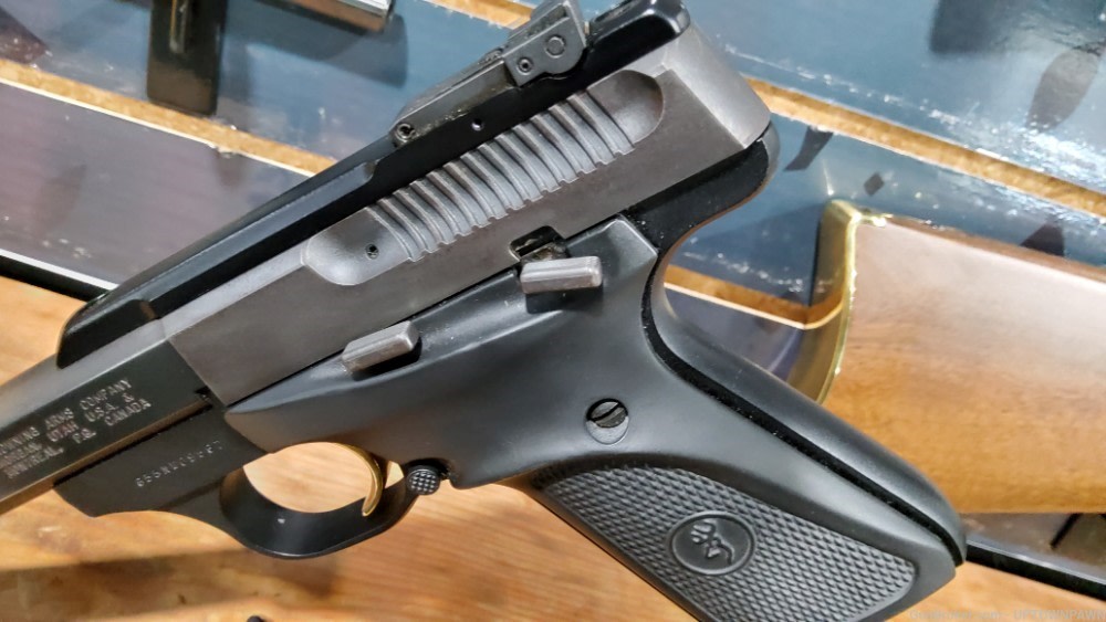BROWNING BUCK MARK .22LR SEMI AUTO-img-6