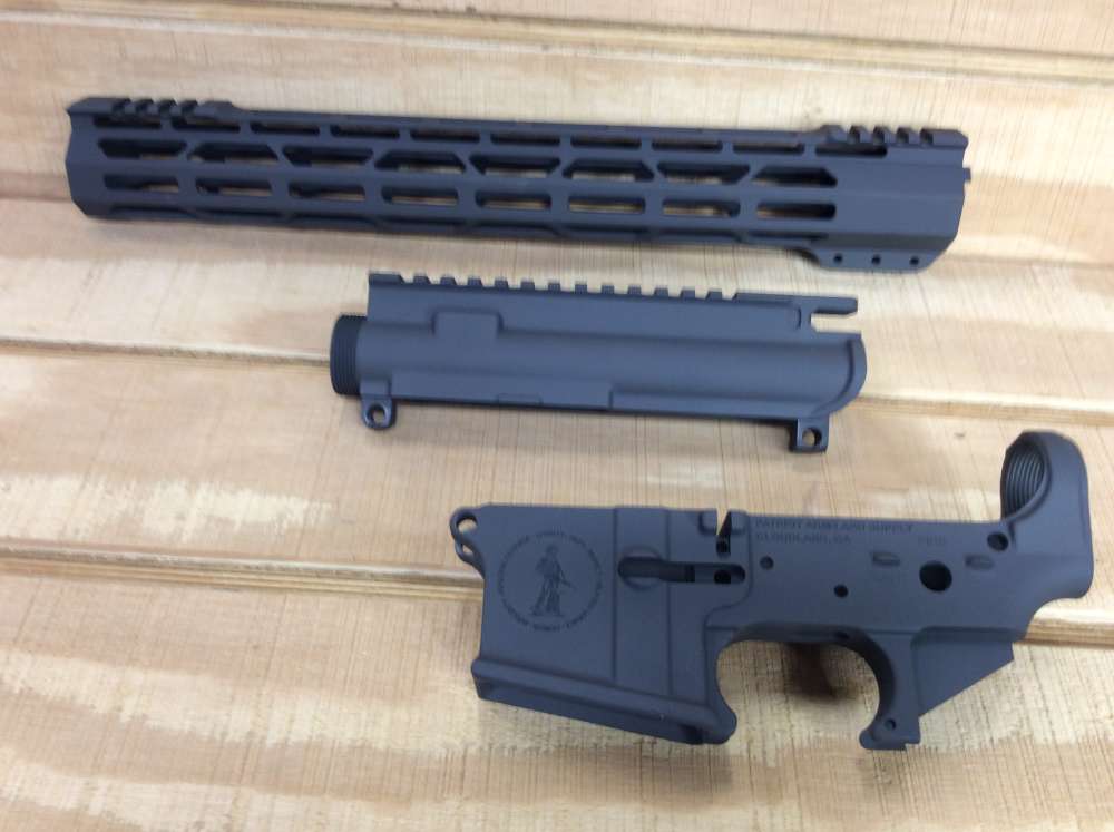Patriot Arms & Supply AR-15 Builder's Set | 13.5" Handguard | FDE Cerakote-img-0