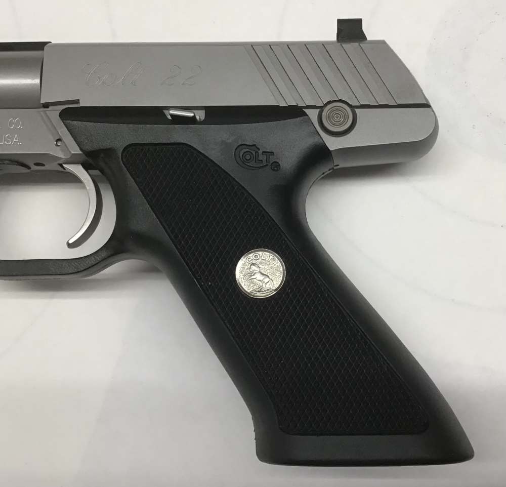Colt Semi Automatic Pistol Model: Colt 22 Caliber: .22 LR-img-3