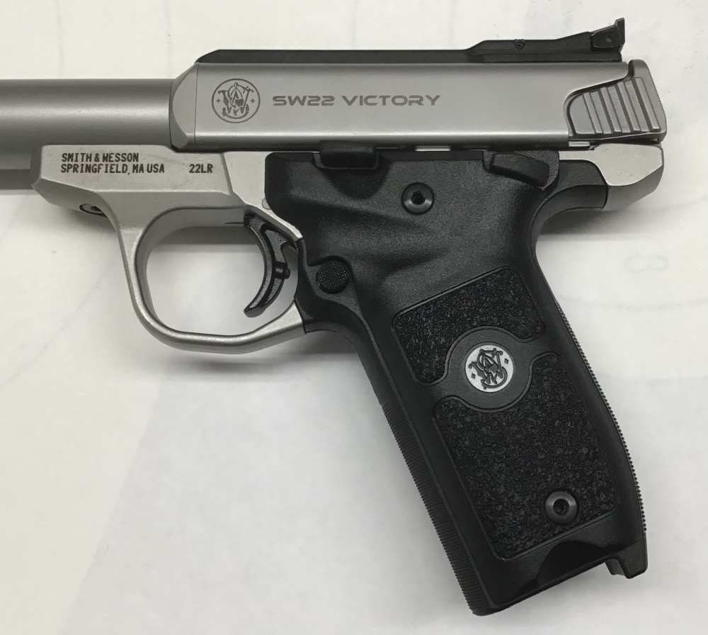 Smith&Wesson Semi Automatic Pistol Model: SW22 Victory Caliber: .22 LR-img-6