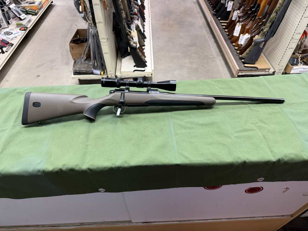 Mauser M18 270 win Like new w/ Burris full field II Leupold rings -img-0