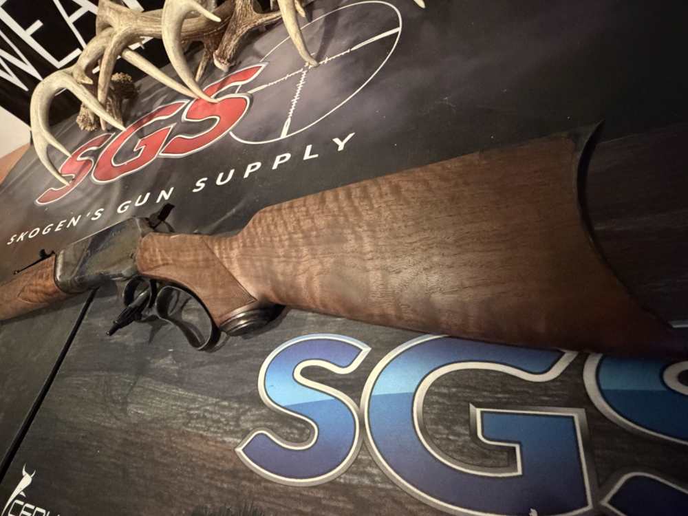 Winchester Model 1886 Deluxe Case Hardened Walnut 45-70Gov 24"-img-1