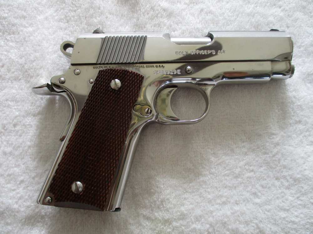 Colt Officer's .45 ACP Model Series 80 Pistol Package / 1994 / Gently Used -img-25