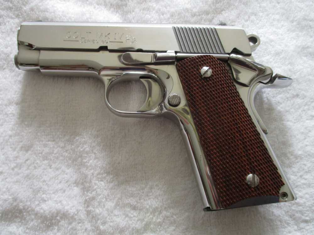 Colt Officer's .45 ACP Model Series 80 Pistol Package / 1994 / Gently Used -img-27
