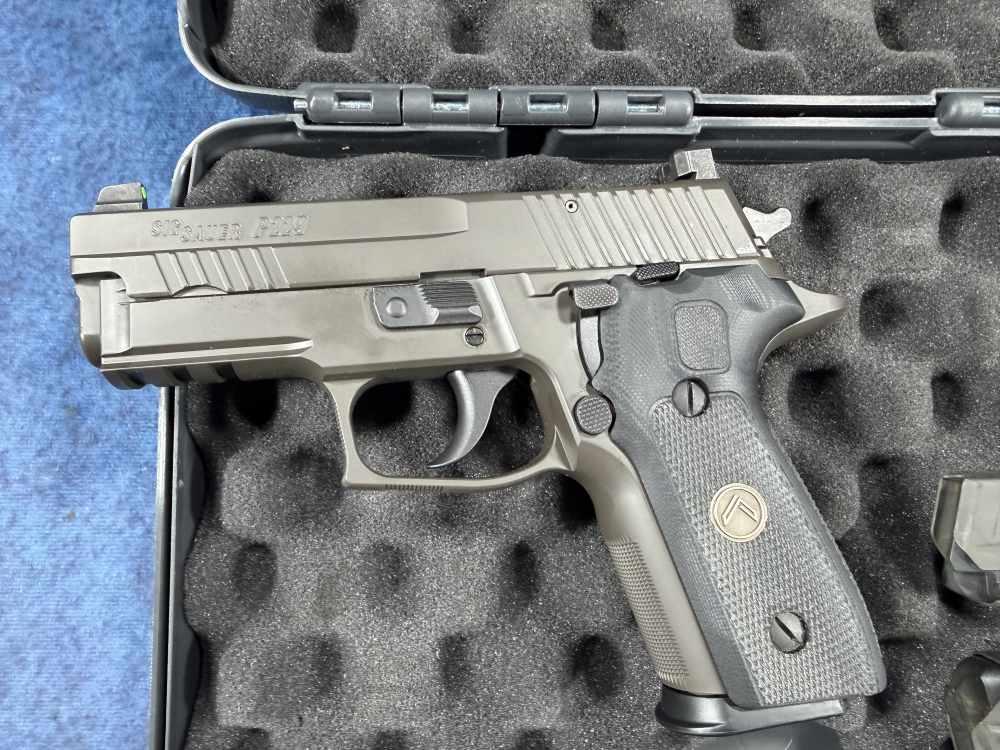 Sig Sauer P229 Legion-img-5