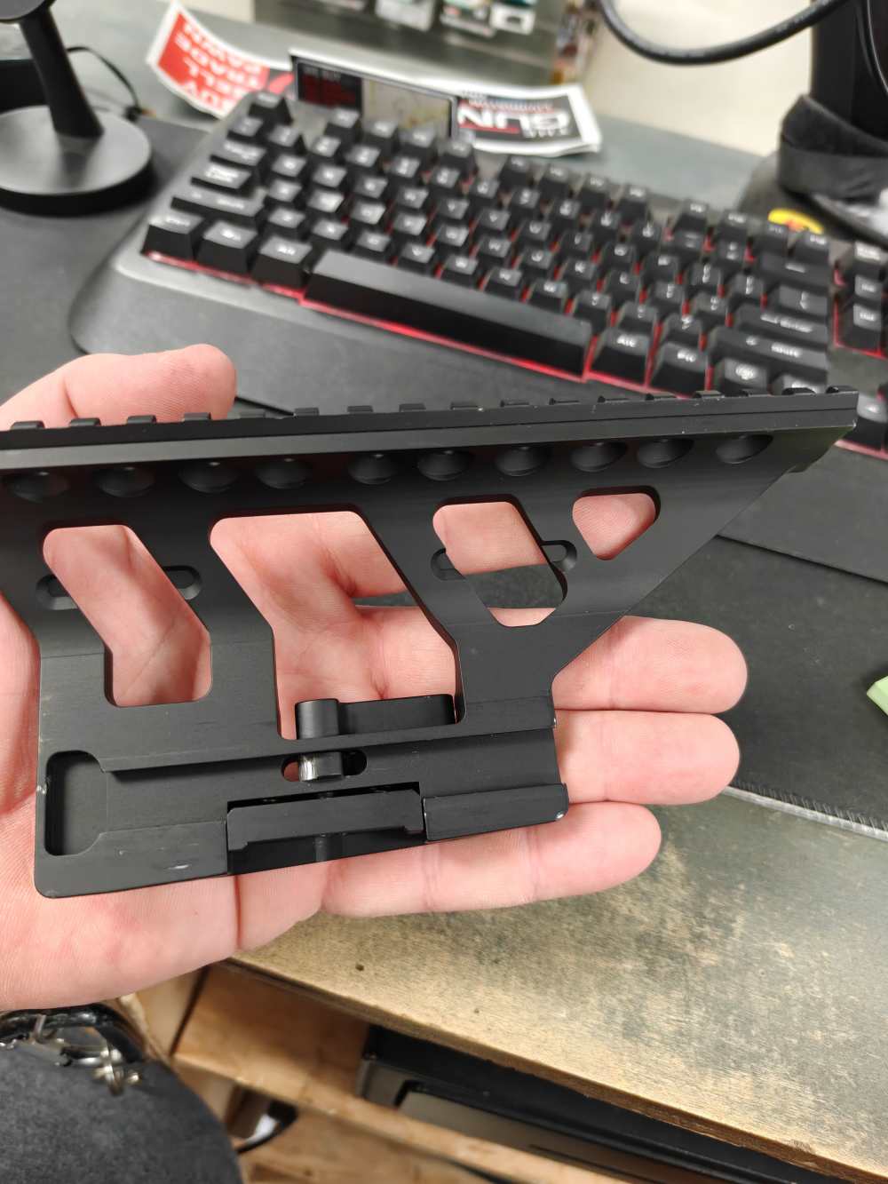 AK Master Mount Optics Mount Full-Length Top Rail AKM - AKMM-OMFL-img-0