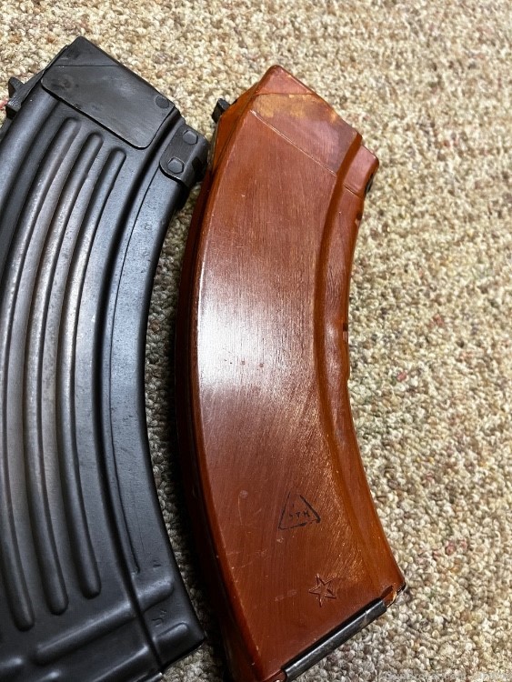 Lot of 3 Russian 7.62x39 30rd mags slab side back stamp Bakelite + pouch AK-img-5