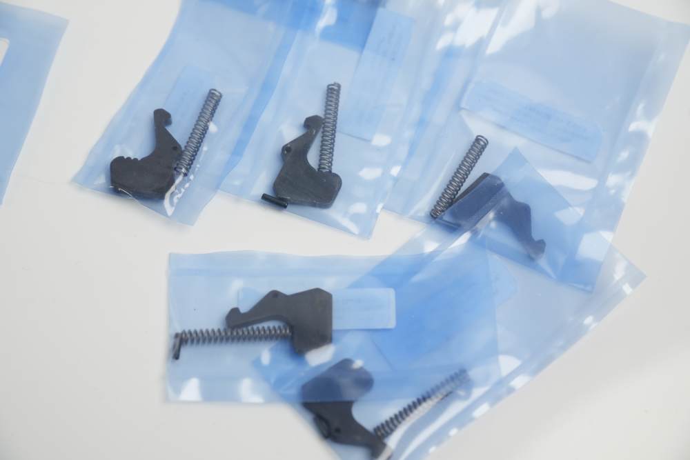 Colt M16 AR-15 Charging Handle Latch Replacement Kits - Vietnam VG-img-2