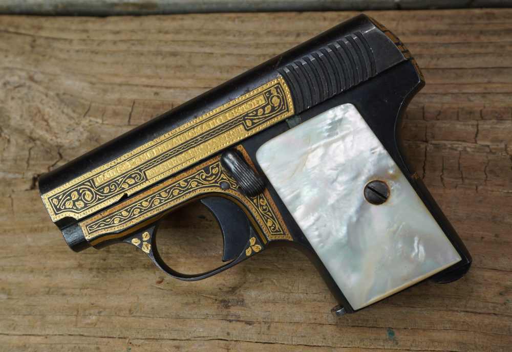 Spanish "Destroyer" 25 auto Damascened GOLD INLAY pearl grips must see C&R-img-0