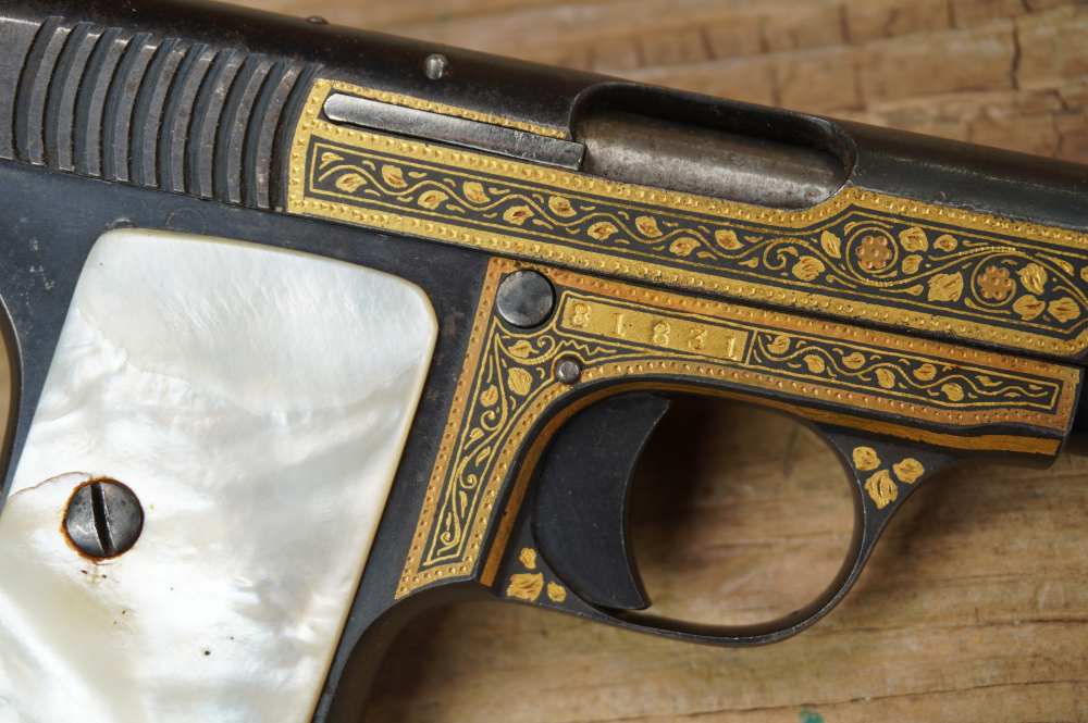 Spanish "Destroyer" 25 auto Damascened GOLD INLAY pearl grips must see C&R-img-17