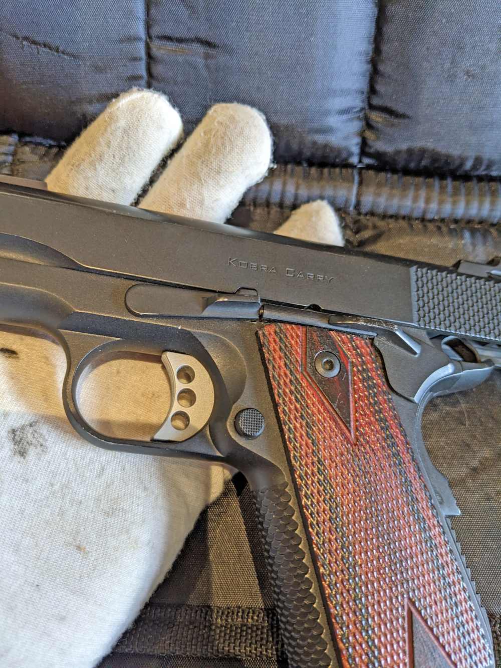 Ed Brown Kobra Carry 1911 COMMANDER  .45ACP / Case / 4 MAGS  -img-3