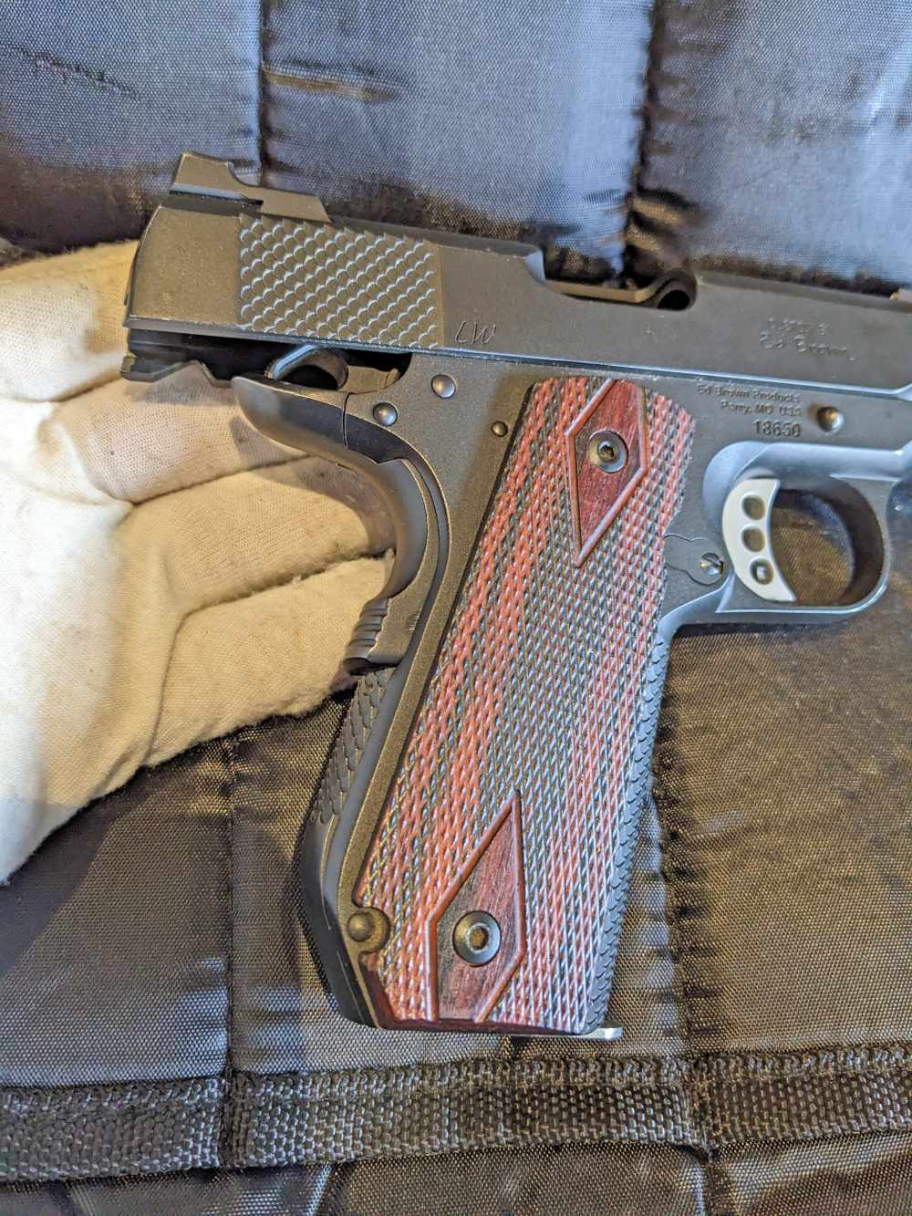 Ed Brown Kobra Carry 1911 COMMANDER  .45ACP / Case / 4 MAGS  -img-1