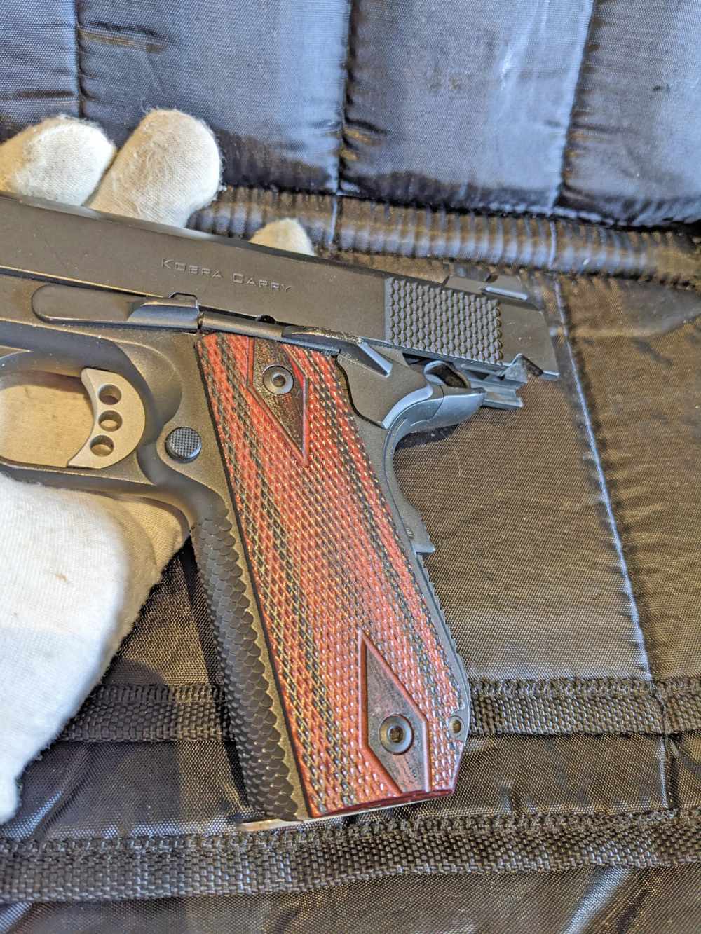 Ed Brown Kobra Carry 1911 COMMANDER  .45ACP / Case / 4 MAGS  -img-4