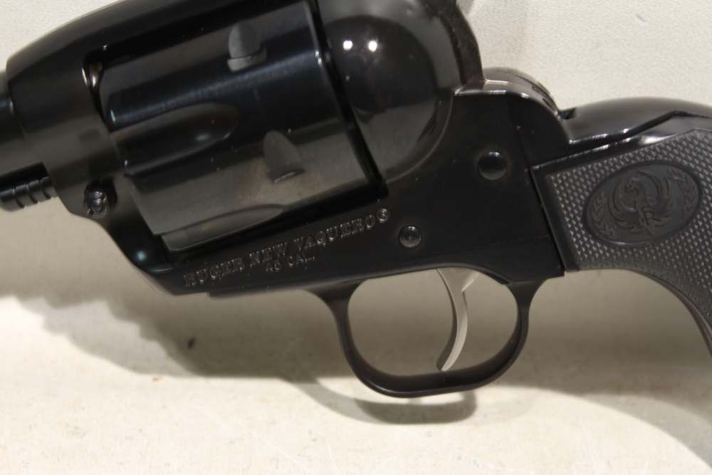Ruger Vaquero Ducks Unlimited 75th Anniversary 45 LC-img-12