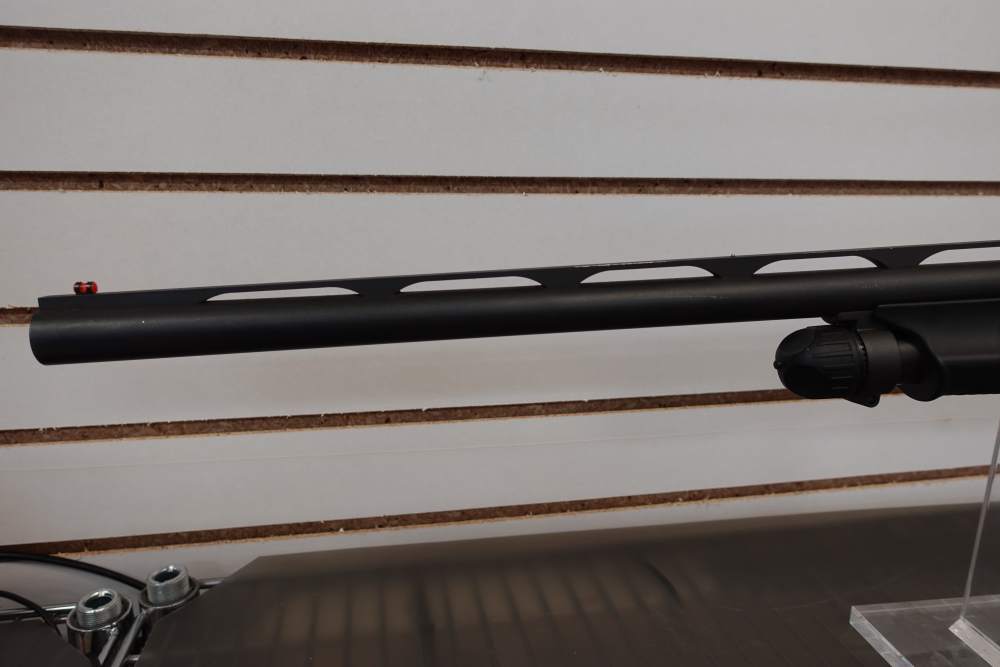 Benelli Nova Pump Action Shotgun 12ga 26" Barrell 3-1/2-img-4