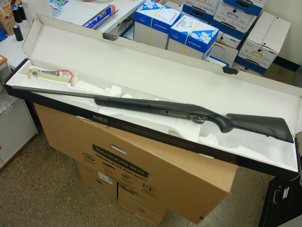 JRSF382 Sako 85 Finnlight II SS 6.5 Creedmoor 24.3" 1:8" Rifle Y-1-img-9