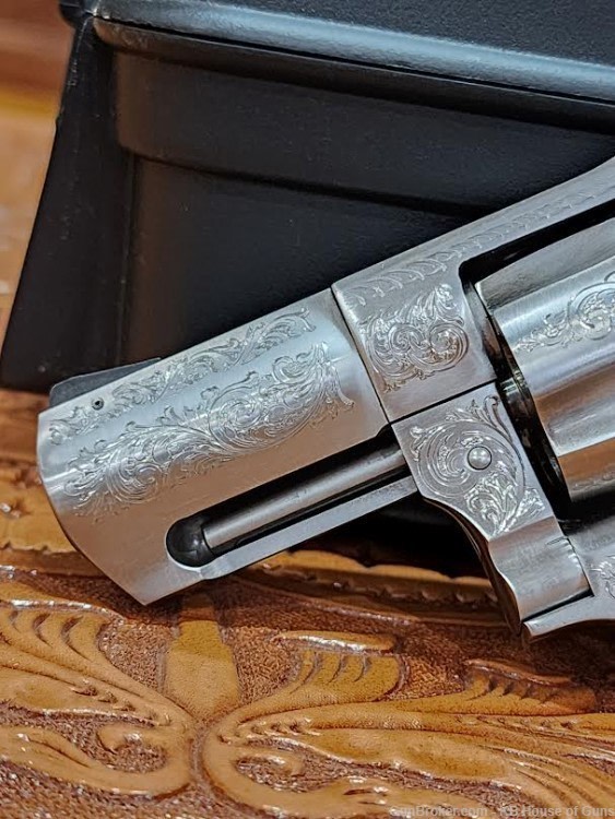RUGER SP101 ENGRAVED .357 MAG-img-4