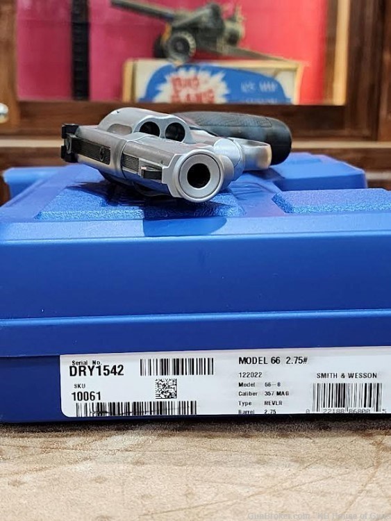 SMITH WESSON 66-8 COMBAT MAGNUM 357-img-0