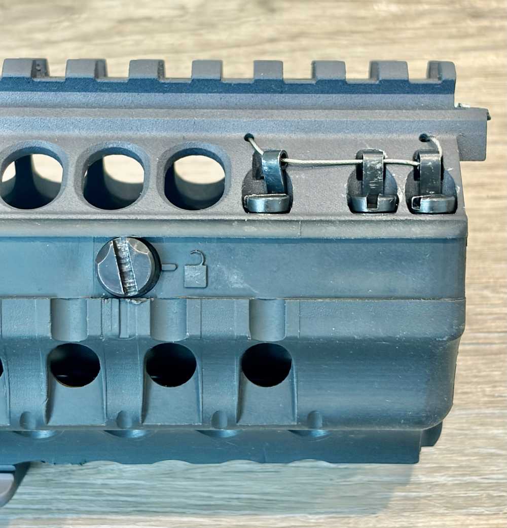 A.R.M.S. #50 M-CV Carbine Length AR15/M4 Carbine 1913 Handguard - Rare-img-9