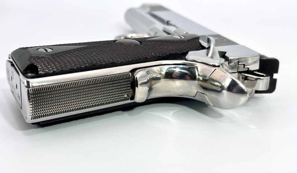 Dan Wesson Mirror Bright Polished Custom Shop Razorback serial# 154 OG grip-img-6