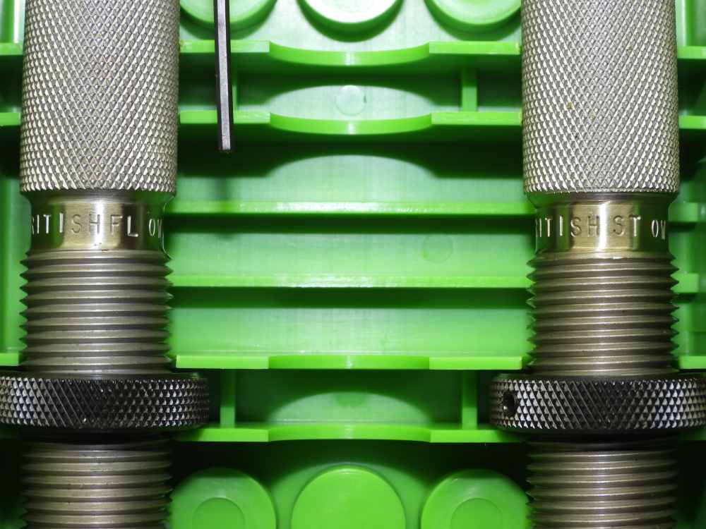 Redding .303 British series B die set, PN. 80154, inc. #8 shell holder-img-5