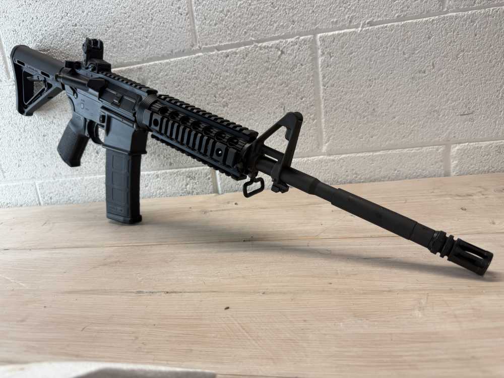 2014 Colt LE6920MP-R in perfect condition-img-3