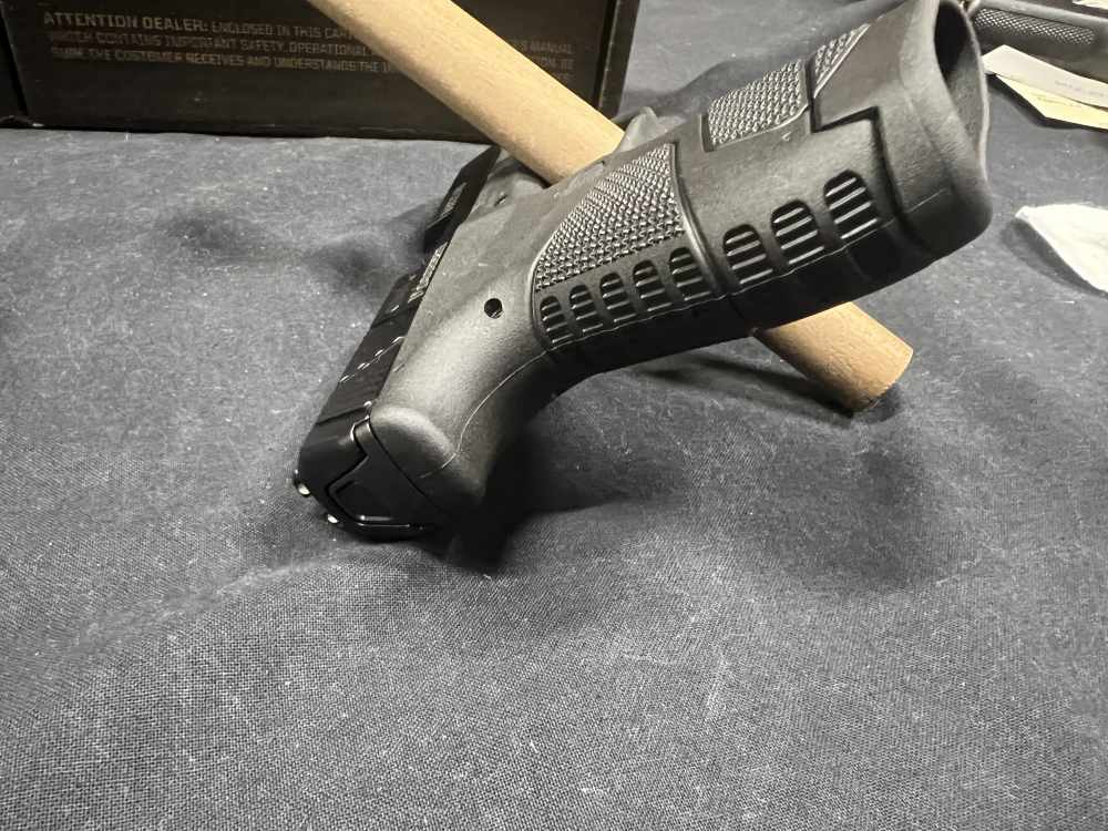 Mossberg Mc1SC semi auto pistol 3.4” 9mm Luger NIB-img-10