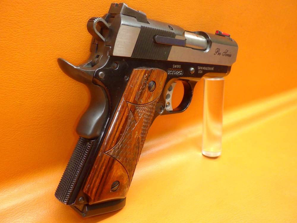 S&W SW1911 Pro Series .45 ACP 3.25" Bbl Walnut Grip Panels Two-Tone Slide-img-2