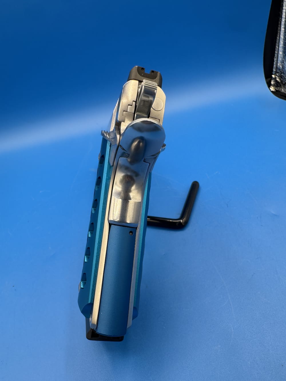 CUSTOM POLISHED RIA/ARMSCOR 1911 EFS custom Grips, trigger-img-1